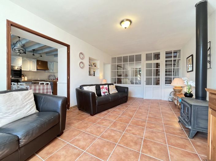 Image No.7-4 Bed House for sale