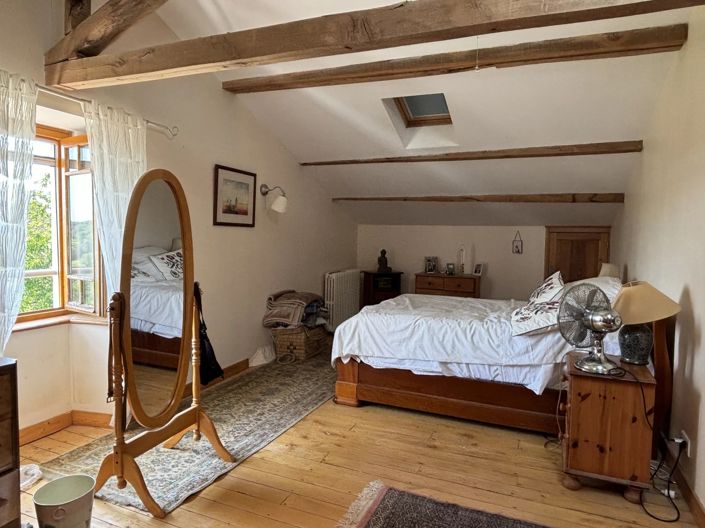 Image No.11-3 Bed House for sale