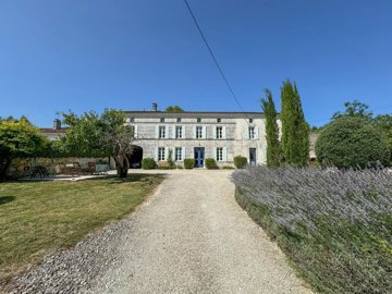 1 - Dompierre-sur-Charente, House