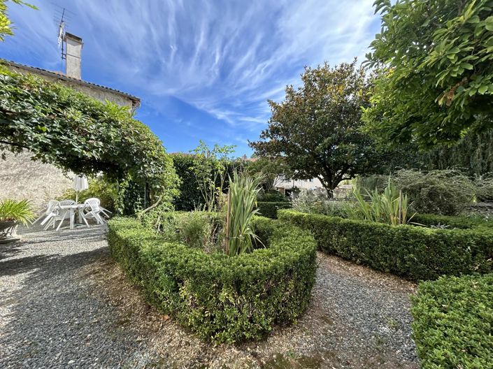 Image No.14-Maison de village de 3 chambres à vendre à La Mothe-Saint-Héray