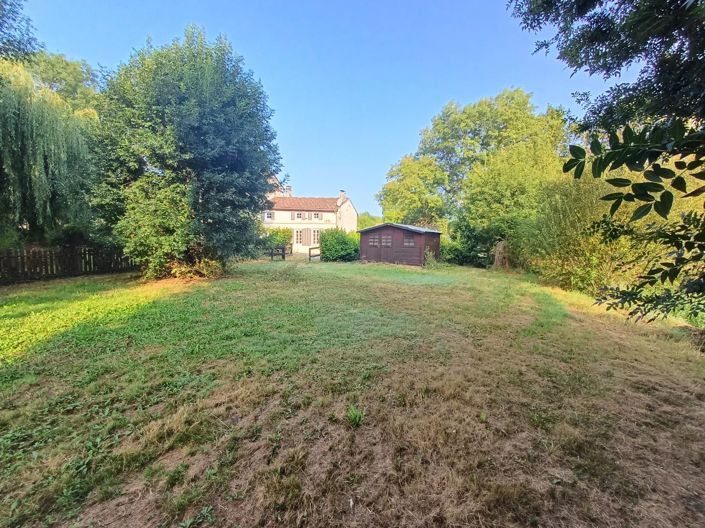 Image No.1-3 Bed House for sale