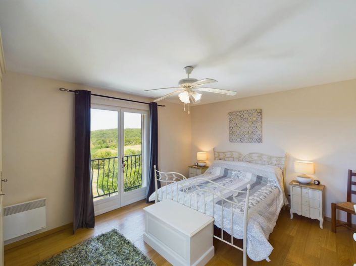 Image No.12-3 Bed House for sale