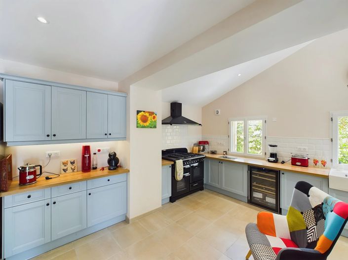 Image No.4-3 Bed House for sale