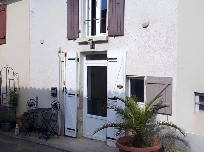 Image No.1-Maison de village de 1 chambre à vendre à Épenède