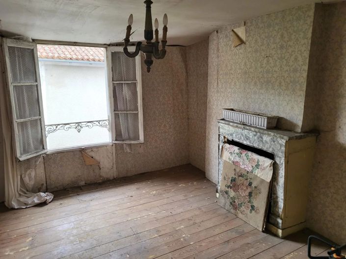 Image No.3-2 Bed House for sale