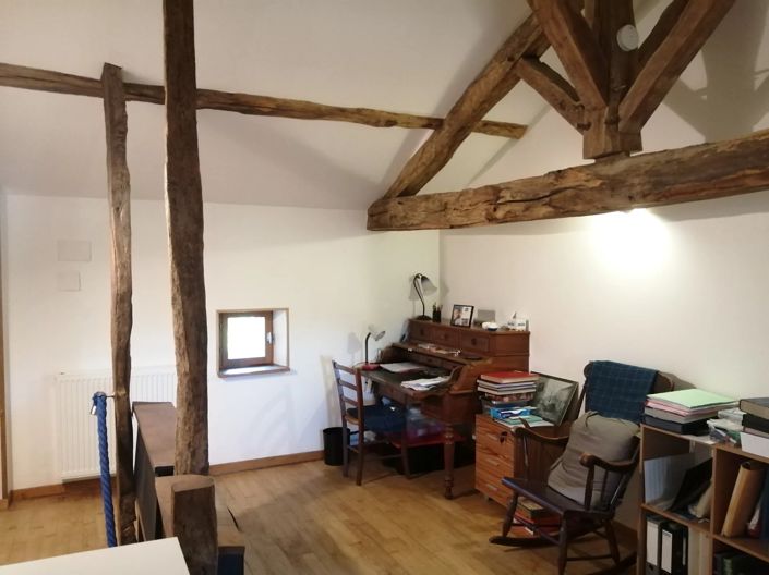 Image No.14-6 Bed House for sale