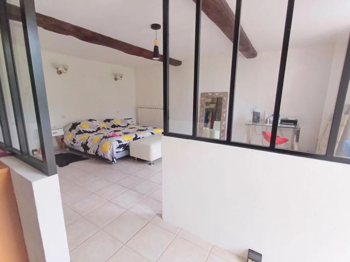 Image No.8-5 Bed House for sale