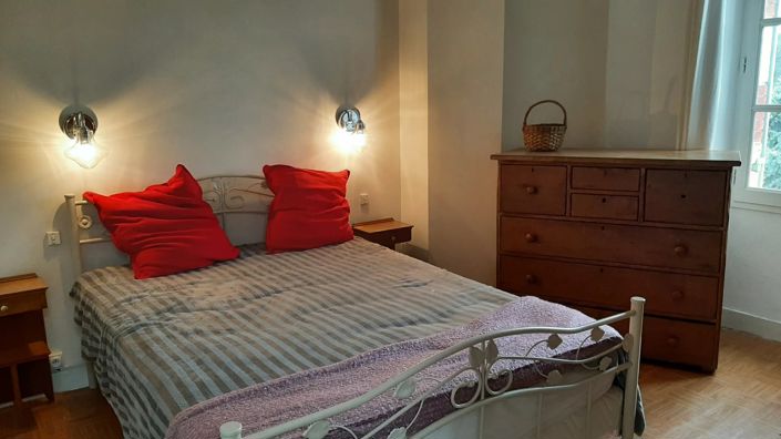 Image No.10-4 Bed Village House for sale