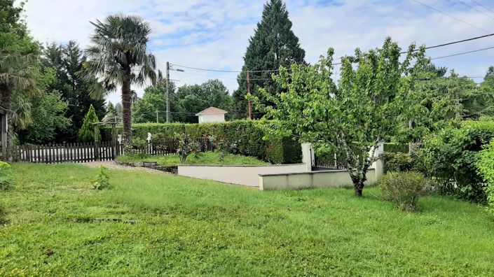 Image No.12-4 Bed Village House for sale