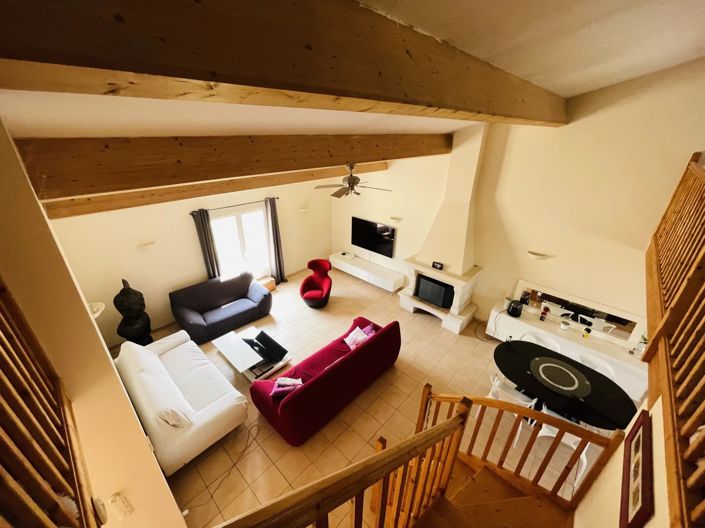 Image No.5-5 Bed House for sale