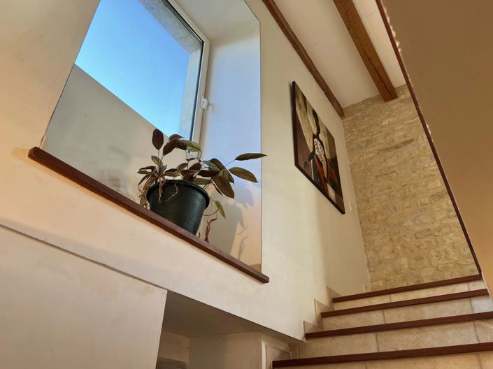 Image No.12-5 Bed House for sale