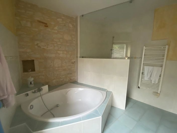 Image No.11-5 Bed House for sale