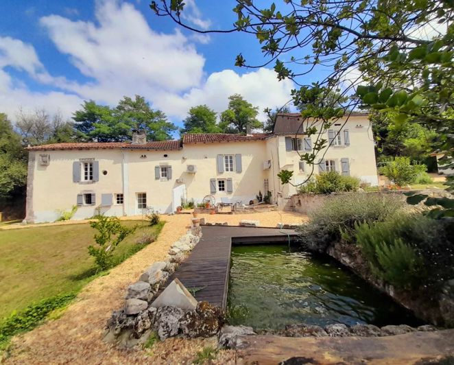 Image No.1-Maison de village de 5 chambres à vendre à Verteillac