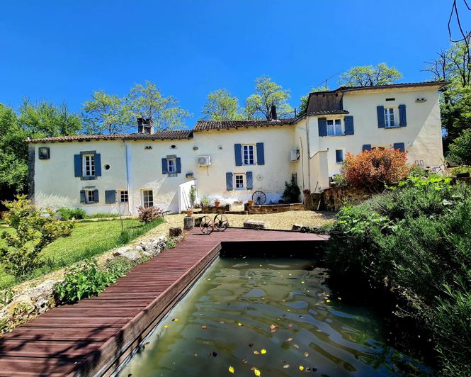 Image No.1-Maison de village de 5 chambres à vendre à Verteillac