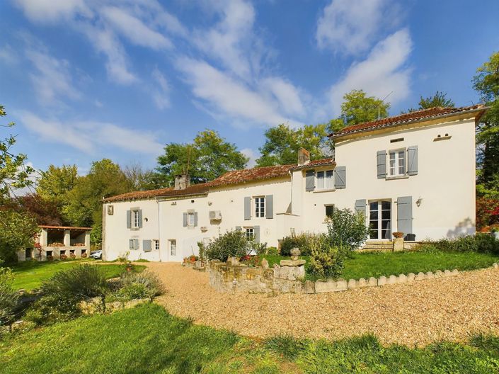 Image No.1-Maison de village de 5 chambres à vendre à Verteillac