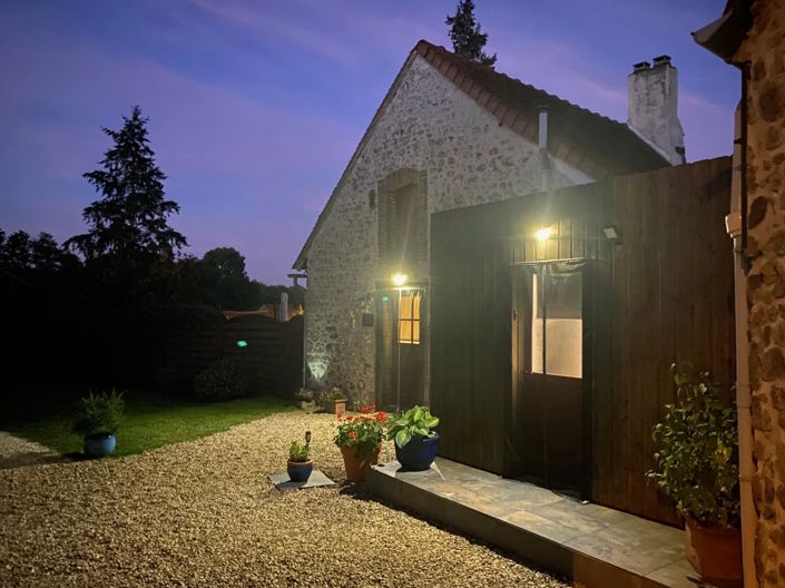 Image No.2-5 Bed House for sale