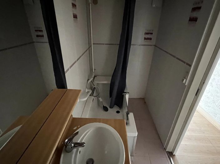 Image No.11-3 Bed House for sale