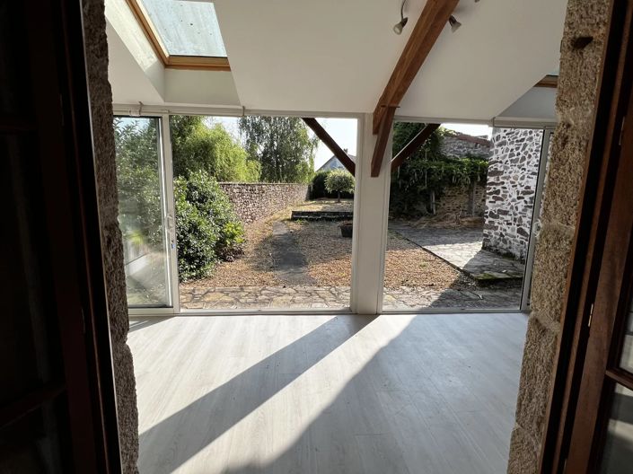 Image No.8-3 Bed House for sale