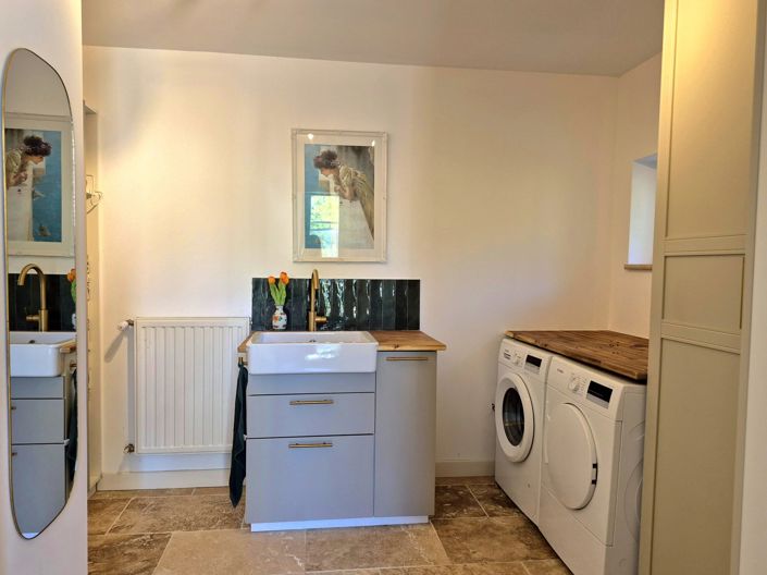 Image No.12-6 Bed House for sale