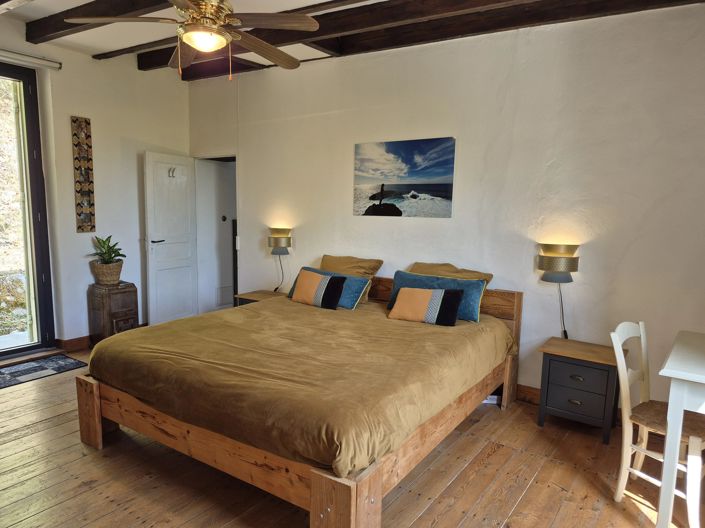 Image No.4-6 Bed House for sale