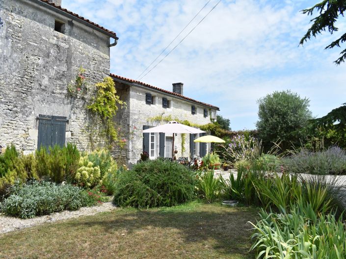 Image No.1-3 Bed Village House for sale
