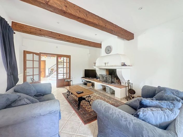 Image No.14-6 Bed House for sale