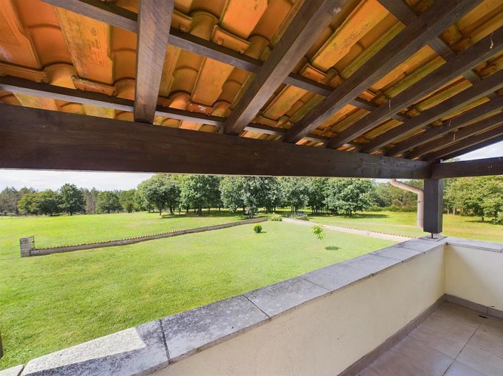 Image No.9-Maison de village de 9 chambres à vendre à Dordogne