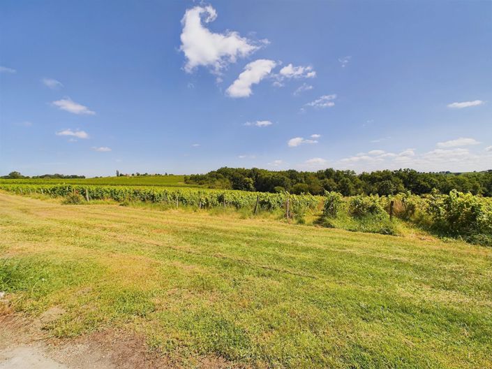 Image No.14-7 Bed House for sale