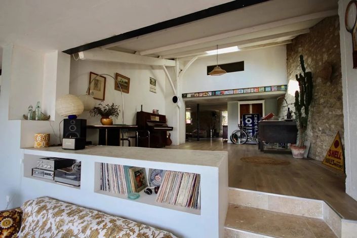 Image No.9-4 Bed House for sale