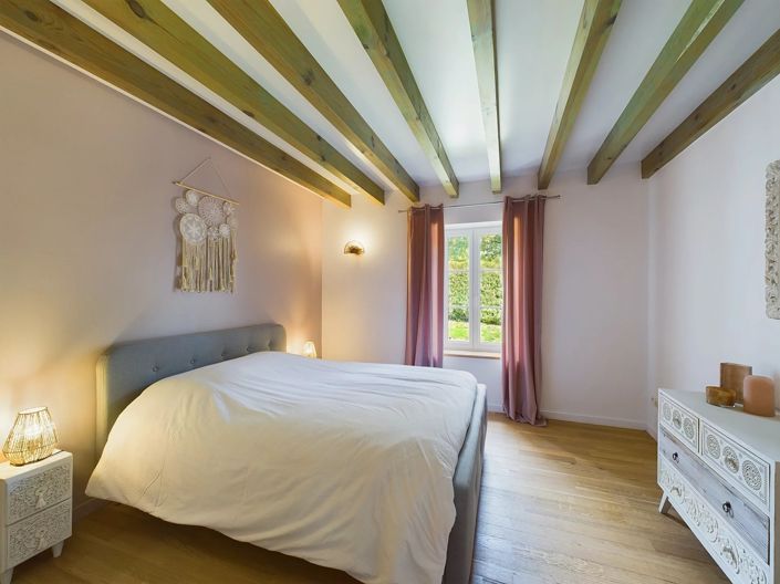 Image No.14-8 Bed House for sale