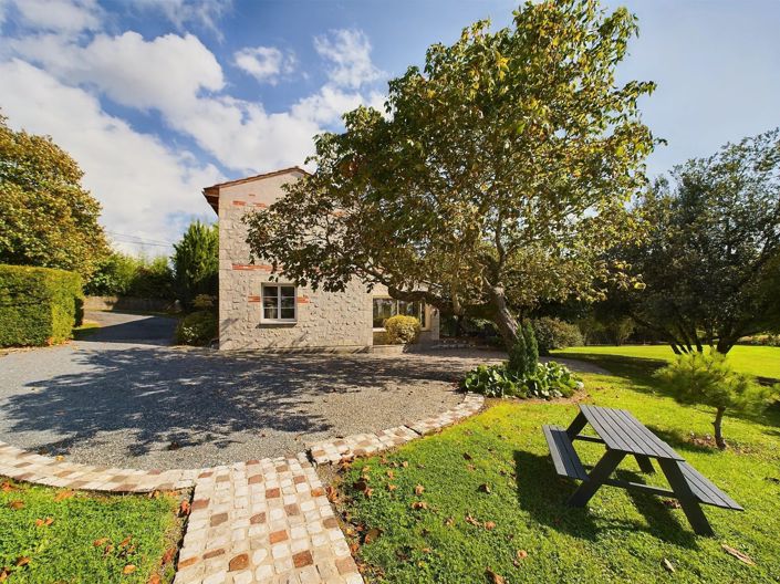 Image No.15-8 Bed House for sale