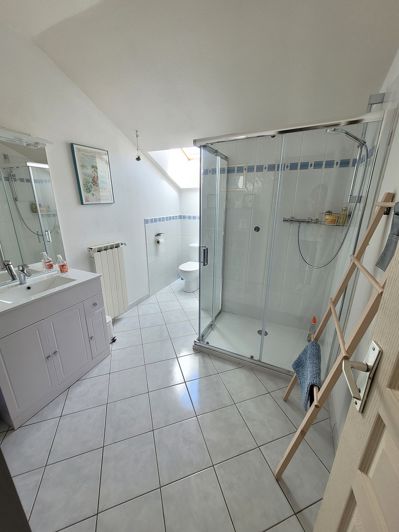 Image No.14-3 Bed House for sale