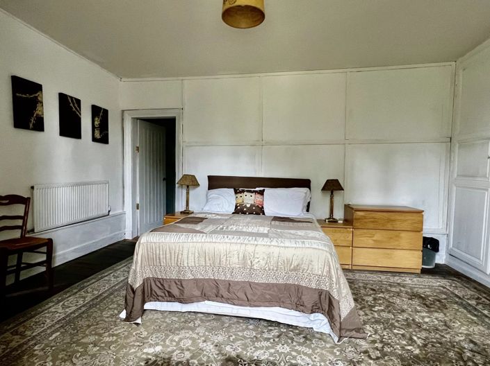 Image No.12-4 Bed House for sale