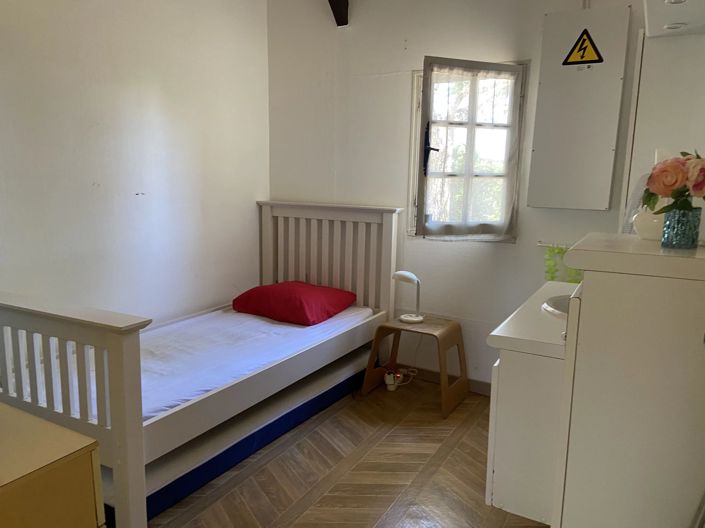 Image No.10-5 Bed House for sale