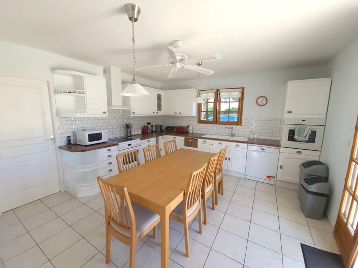 Image No.4-Maison de 4 chambres à vendre à Montpon-Menesterol