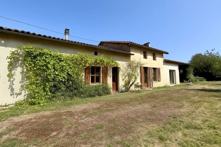 Image No.1-3 Bed Village House for sale