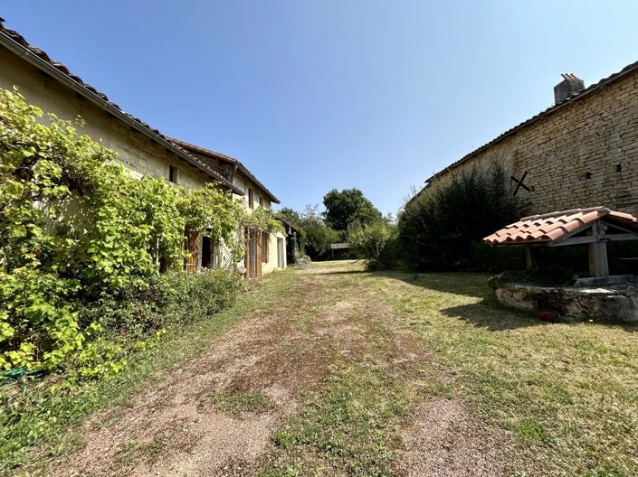 Image No.15-3 Bed Village House for sale