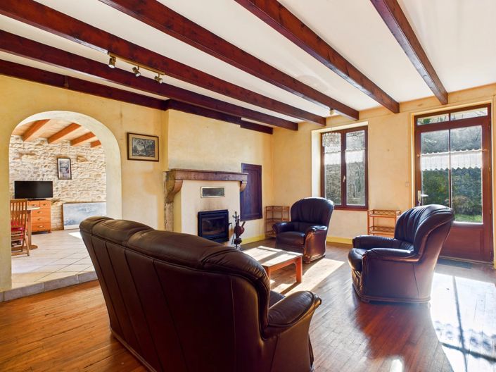 Image No.3-3 Bed Village House for sale