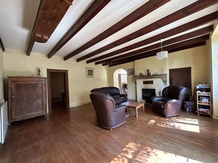 Image No.7-3 Bed Village House for sale