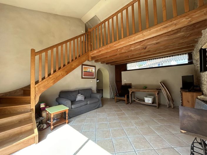 Image No.8-3 Bed Village House for sale