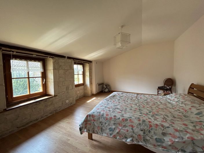 Image No.9-3 Bed Village House for sale