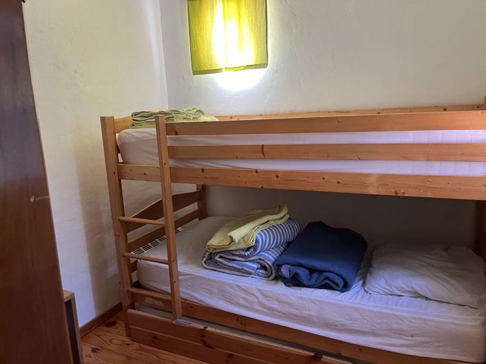 Image No.10-3 Bed House for sale