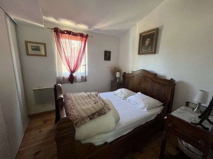 Image No.11-3 Bed House for sale