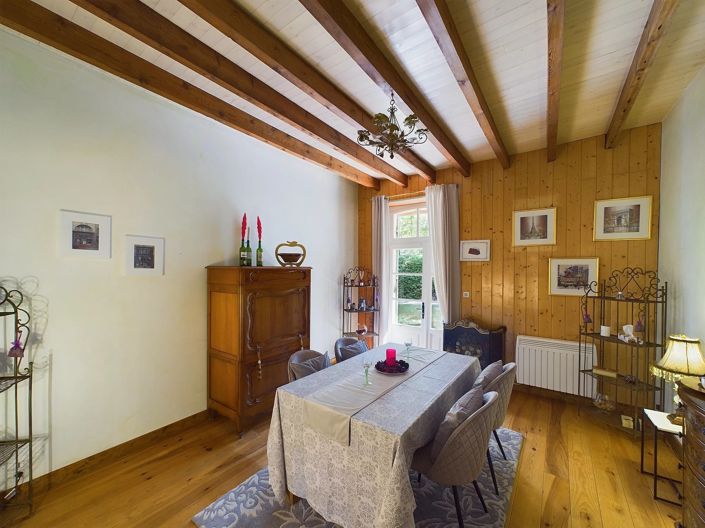 Image No.9-5 Bed Farmhouse for sale