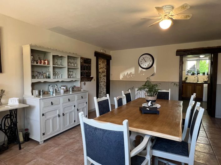 Image No.14-4 Bed House for sale