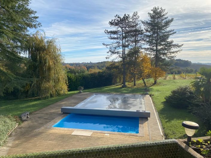 Image No.2-6 Bed House for sale