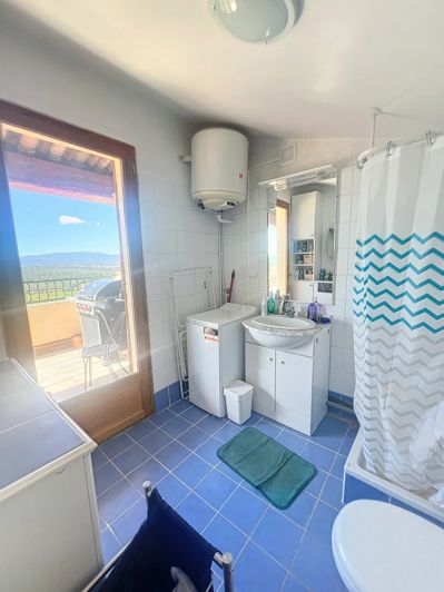 Image No.11-Maison de village de 2 chambres à vendre à Seillons-Source-d'Argens