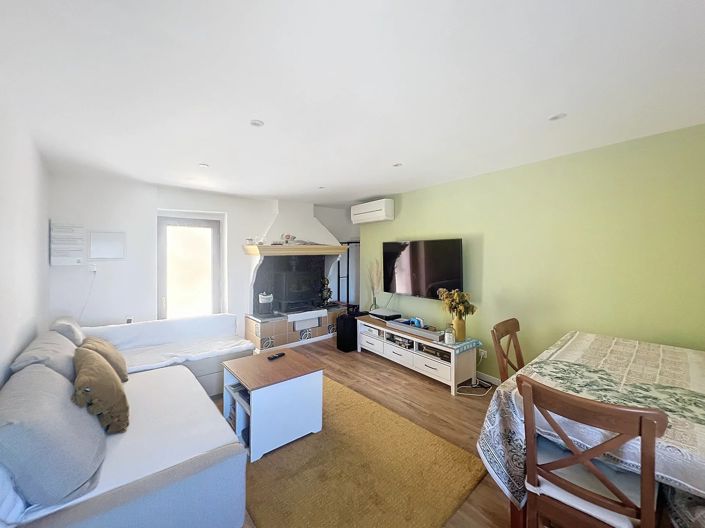 Image No.7-Maison de village de 2 chambres à vendre à Seillons-Source-d'Argens