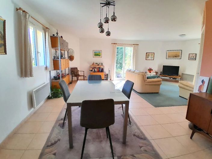 Image No.4-4 Bed House for sale