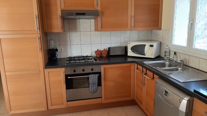 Image No.3-Maison de village de 3 chambres à vendre à Brossac